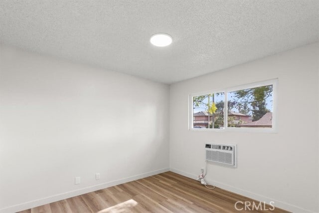 Building Photo - 1002 Lombard Dr