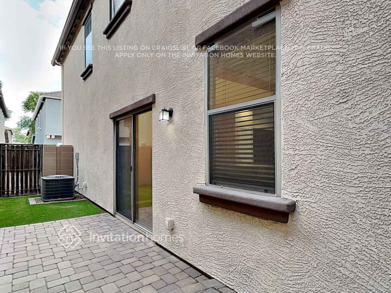 Building Photo - 3926 S Napa Ln