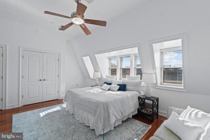 Building Photo - 1429 Clifton St NW