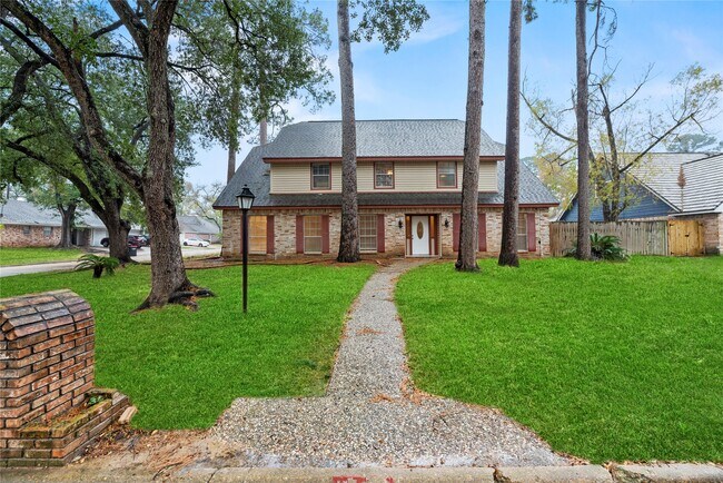 Building Photo - 1103 Suwanee Ln