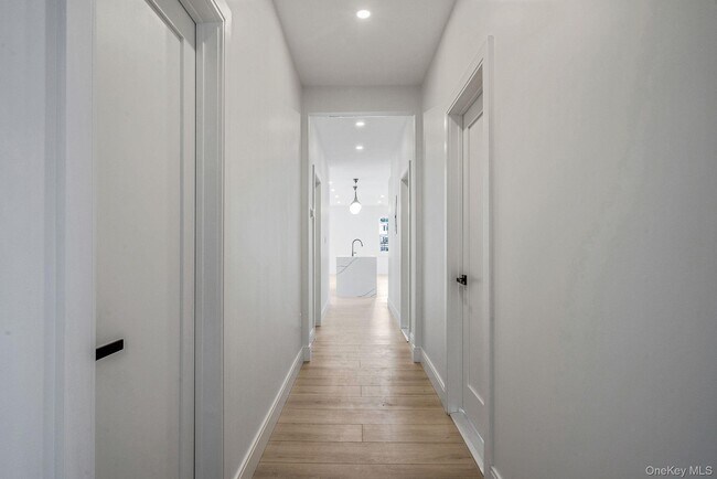 Building Photo - 24 Skillman St