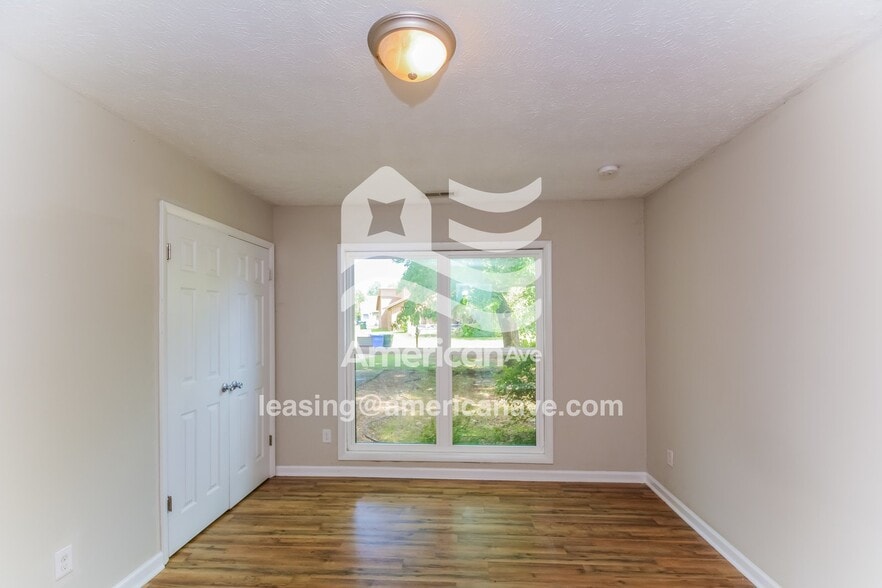 Building Photo - 6997 Candlewood Dr