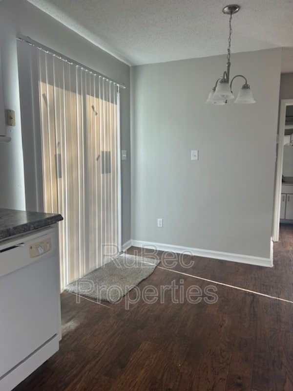 Building Photo - 8500 Quarry Rd