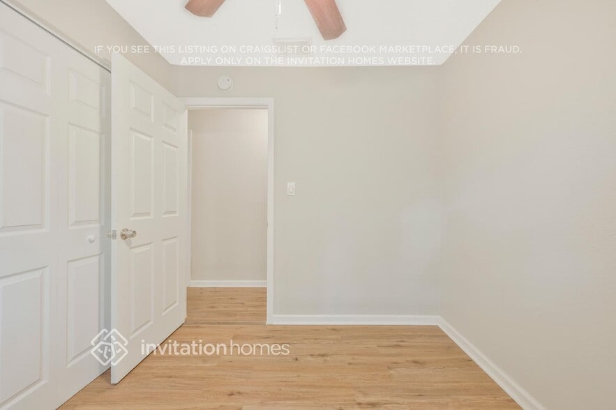 Building Photo - 7204 Harwick Dr