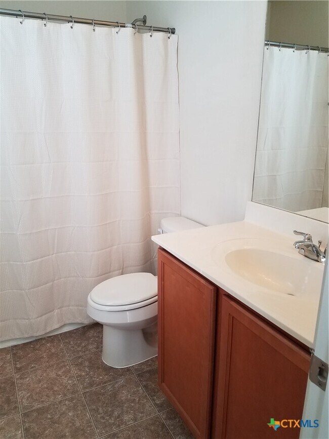 Building Photo - 334 Trestle Tree