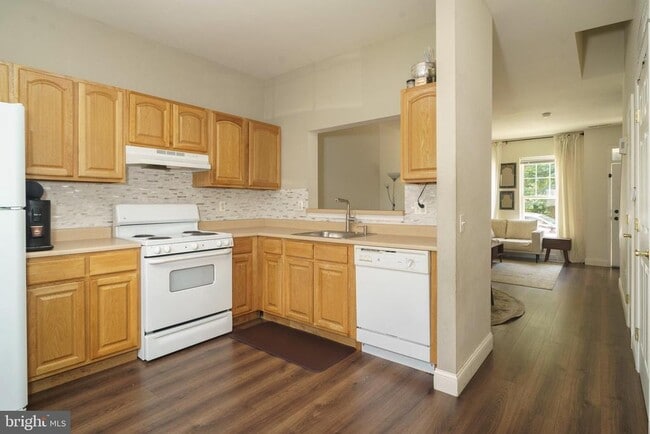 Building Photo - 1205 Clymer St