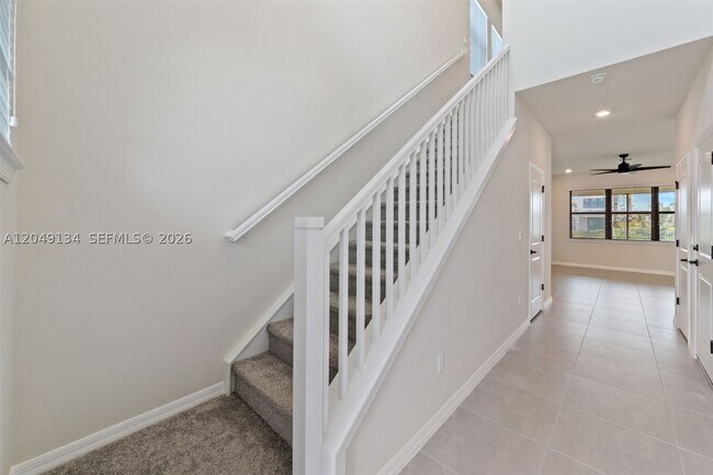 Building Photo - 4470 Waterside Dr