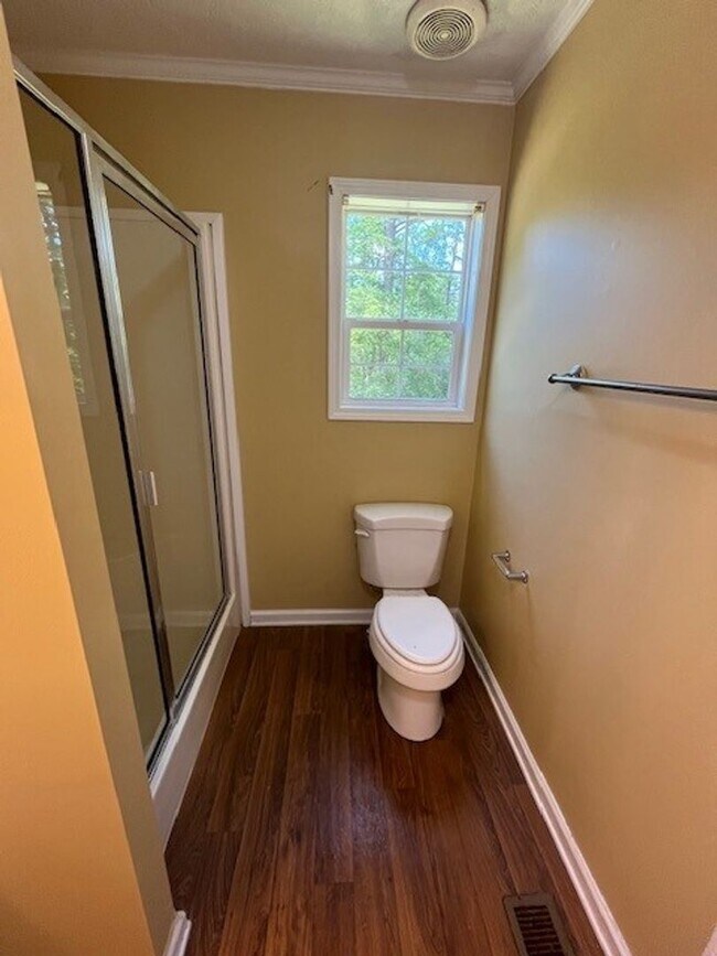 Building Photo - Spacious 3 bedroom 2 bath home in Leland