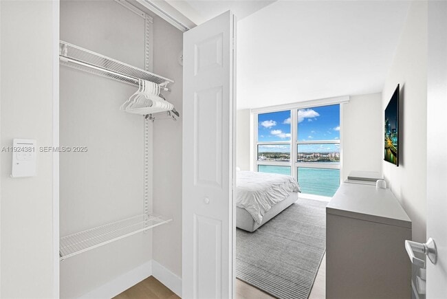 Building Photo - 90 Alton Rd