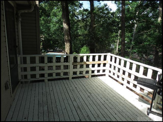 Building Photo - 2116 Peach Tree Dr