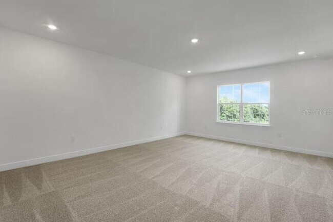 Building Photo - 15075 Tea Tree Dr