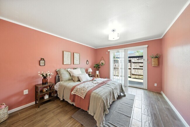 Building Photo - 8931 Gaylord Dr