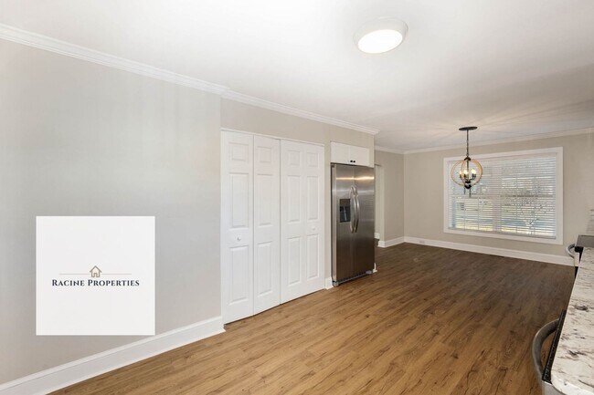 Building Photo - Charming Three Bedroom in Greer, SC