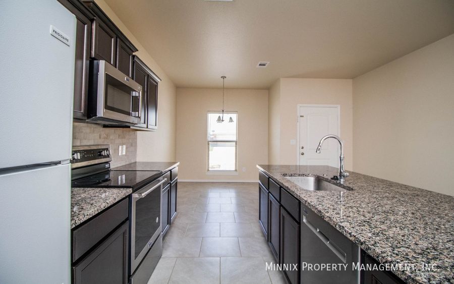 Building Photo - 1519 Rattler Ln