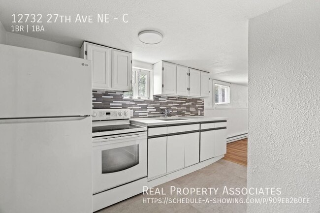 Building Photo - 12732 27th Ave NE