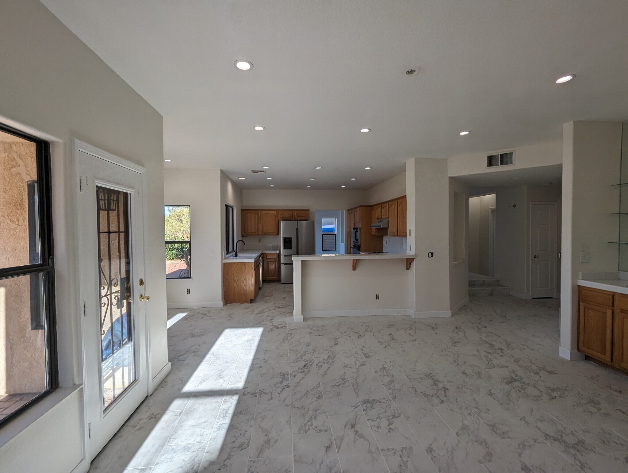 Building Photo - 42057 Parkmont Dr