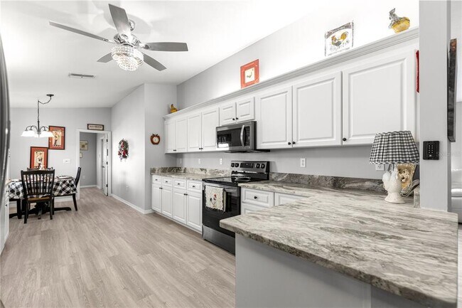 Building Photo - 9916 SE 175th Pl
