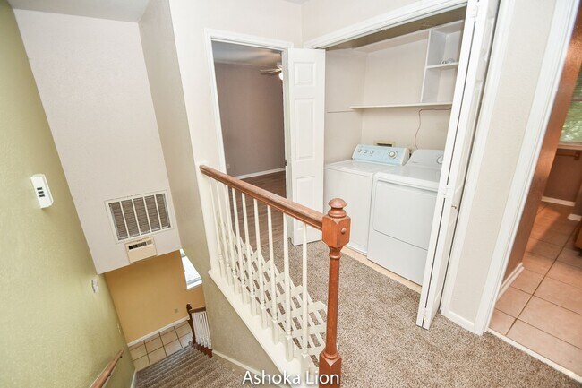Building Photo - Gorgeously designed home with 4 bedrooms and 2.5 baths. A must see!