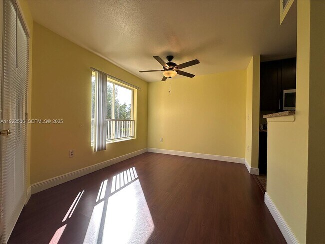 Building Photo - 2627 NW 33rd St