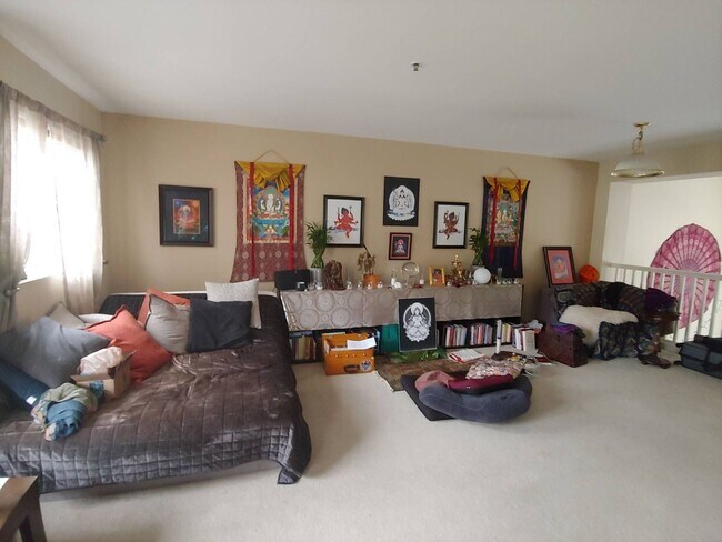 Building Photo - 3B/2.5B Boulder Townhome Close to Campus Available 8/1