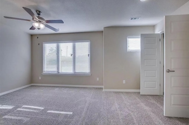 Building Photo - Wish & Leverett Townhomes