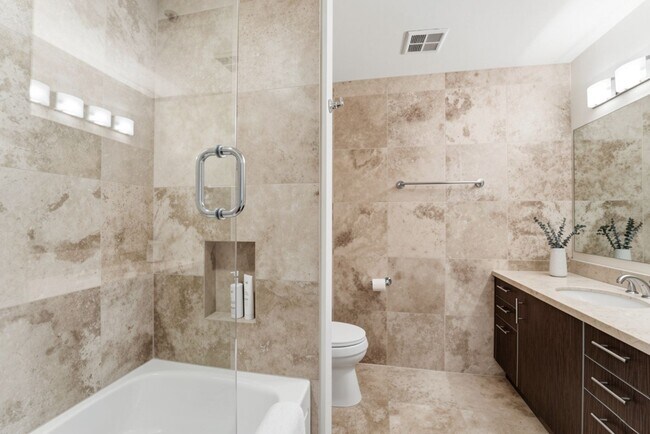 Building Photo - Luxury Corner Unit with Panoramic Mountain Views at Optima Camelview!