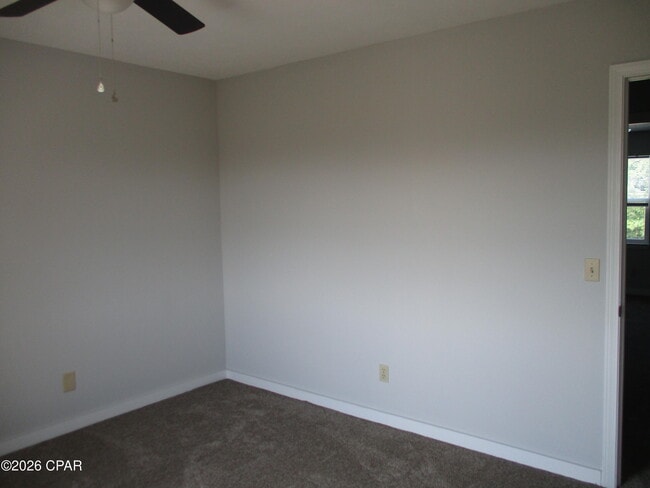 Building Photo - 1220 Stephen Dr