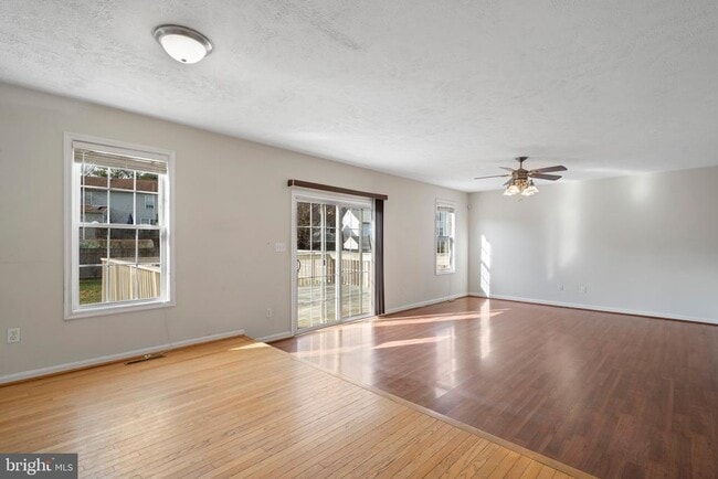 Building Photo - 21443 Hillary Ct