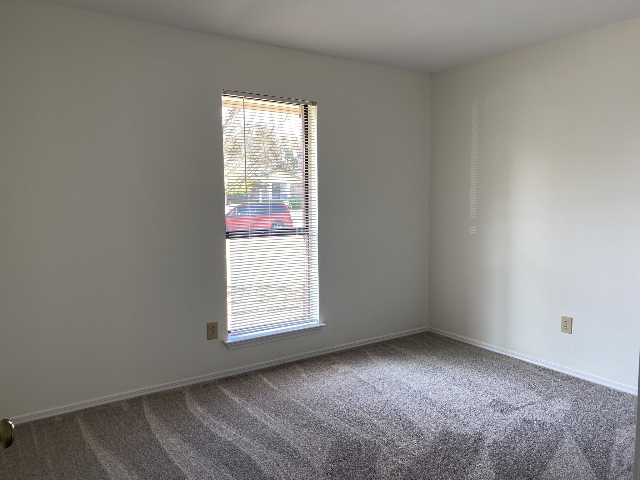 Bedroom 2 - 2429 Majestic Dr
