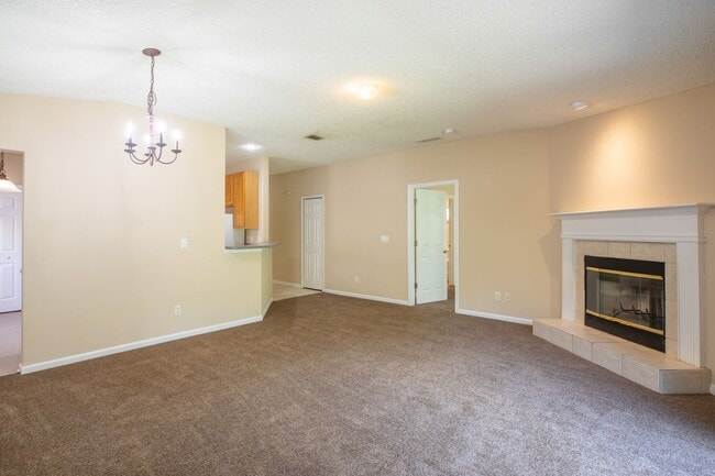 Building Photo - Great Rental in Litchfield at OakLeaf Plan...