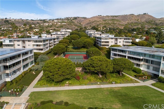 Building Photo - 32700 Coastsite Dr