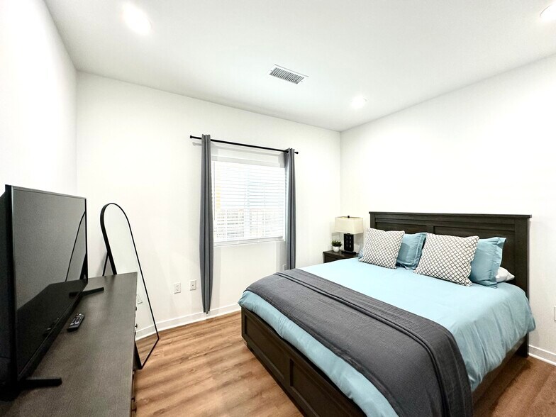 1st Bedroom - 12053 Gurley Ave