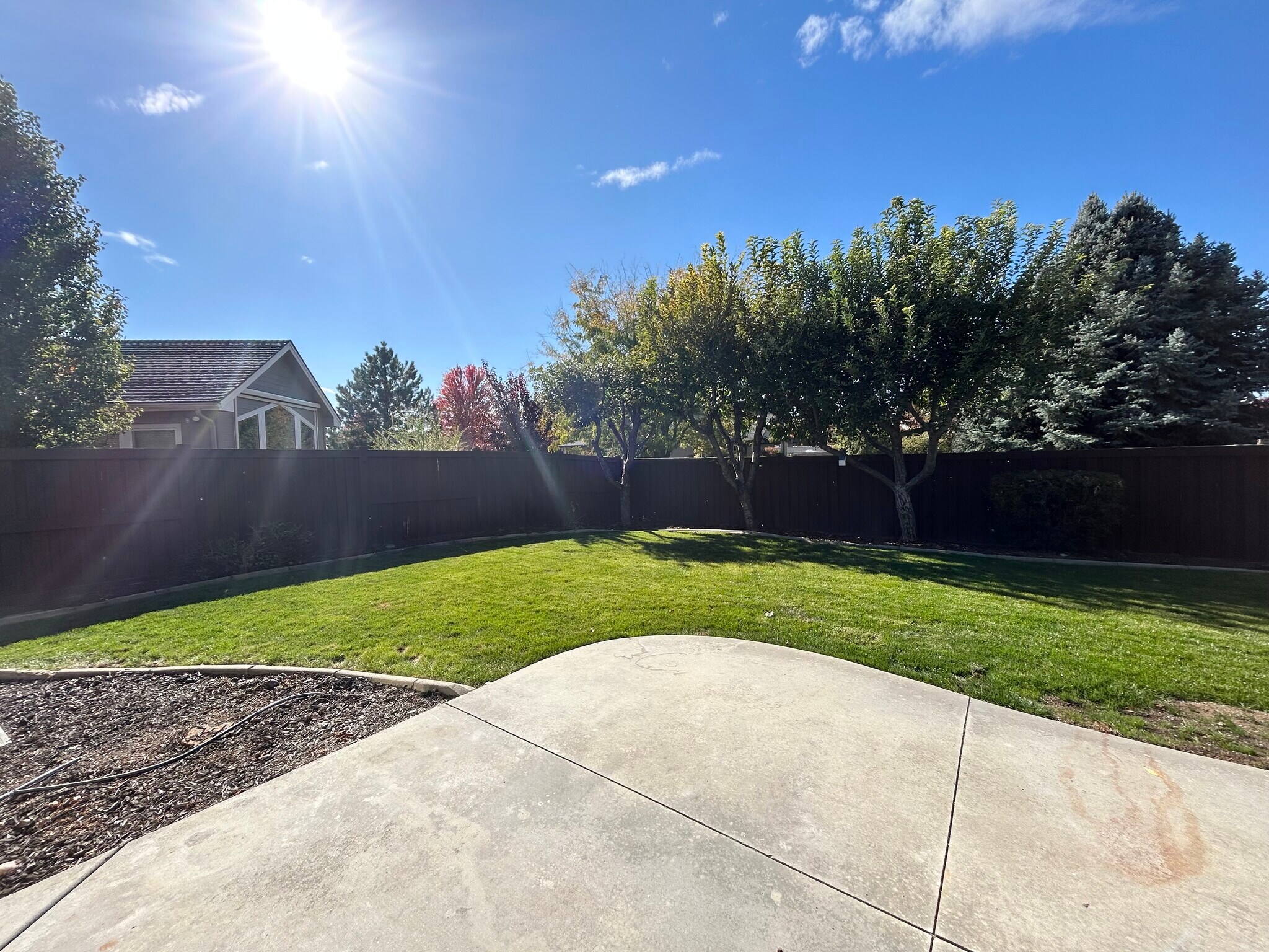 Building Photo - 5535 N Lolo Pass Ave