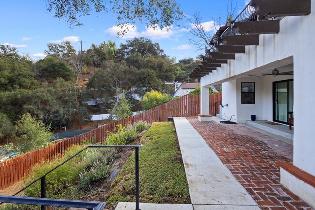 Building Photo - Stunning Mountain Views in Chino Hills for 2-bedroom