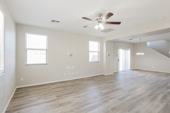 Building Photo - 7057 S 7th Ln