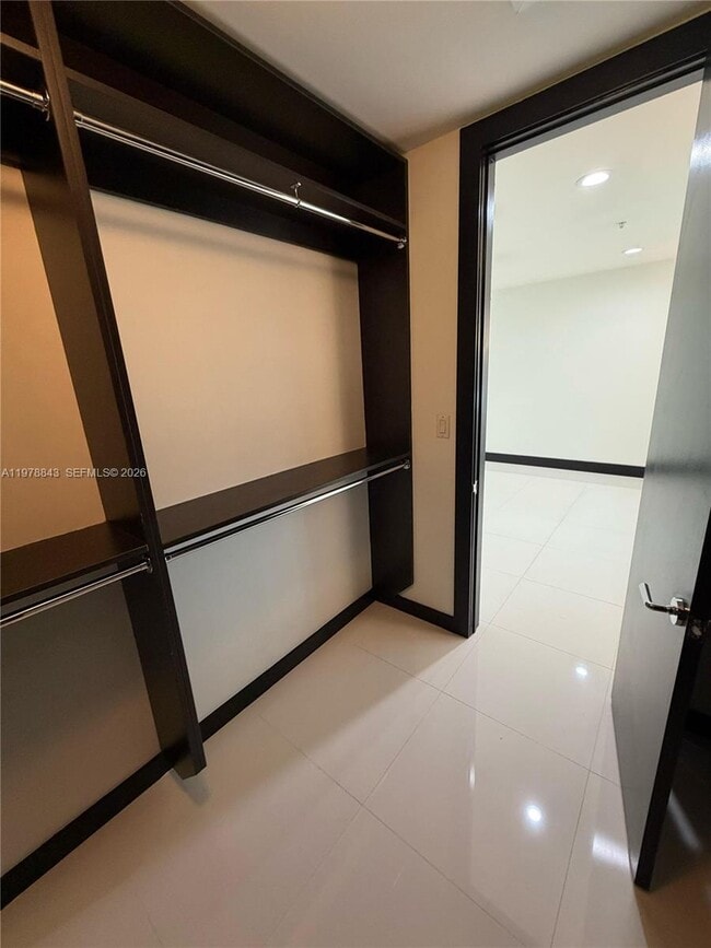 Building Photo - 2699 Tigertail Ave