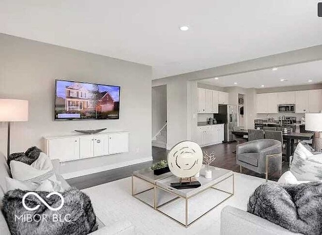 Building Photo - 11387 Plough St