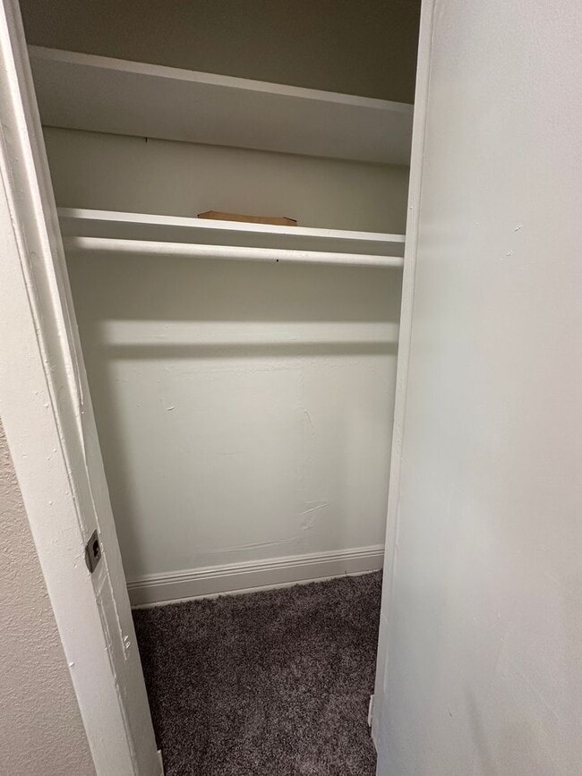 Building Photo - $1,200.00 MOVE-IN-SPECIAL