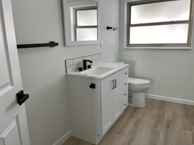 Building Photo - 5303 Meadowgreen Dr