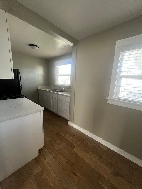 Building Photo - 1849 Orange St