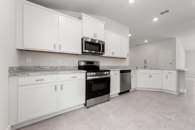 Building Photo - 618 Tanaro Ln
