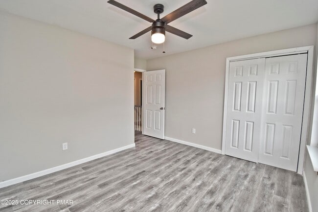 Building Photo - 557 Marco Way