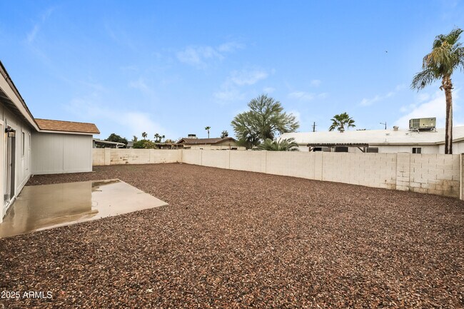 Building Photo - 15248 N 36th St