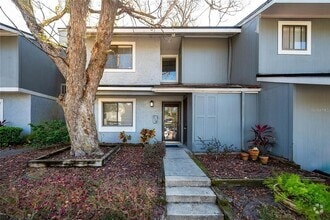 Building Photo - 710 St Matthew Cir