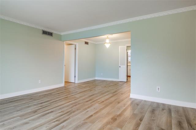 Building Photo - 4719 Skillman St