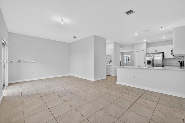 Building Photo - 2619 SE 11th St