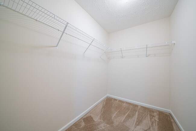 Building Photo - 5788 Sandy View Dr