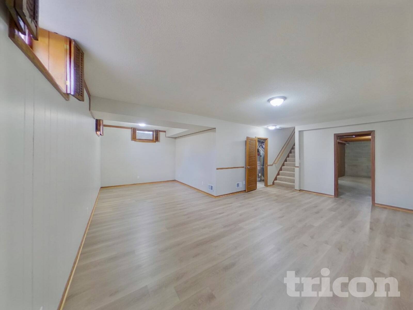 Building Photo - 3301 Skyview Dr