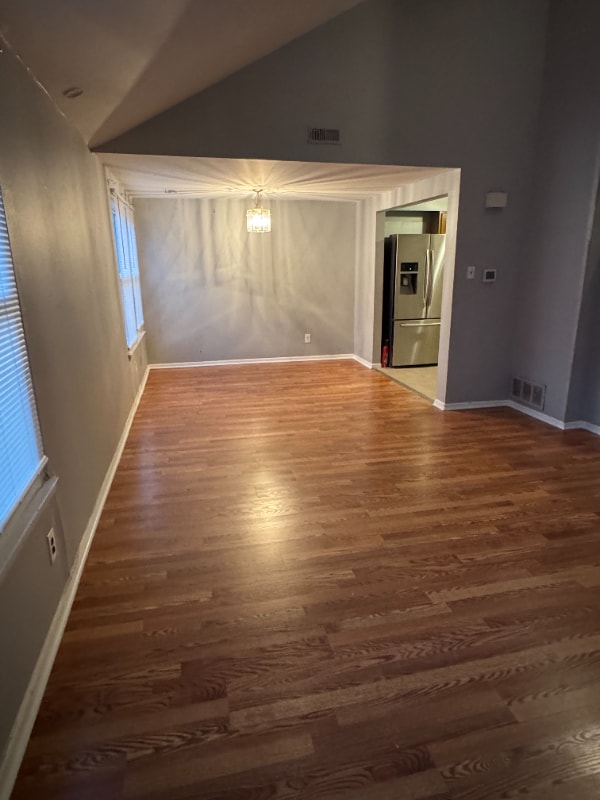 Building Photo - 108B Chaucer Rd