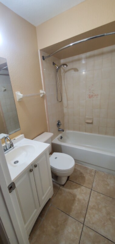 Building Photo - 5324 Bonnie Brae Cir